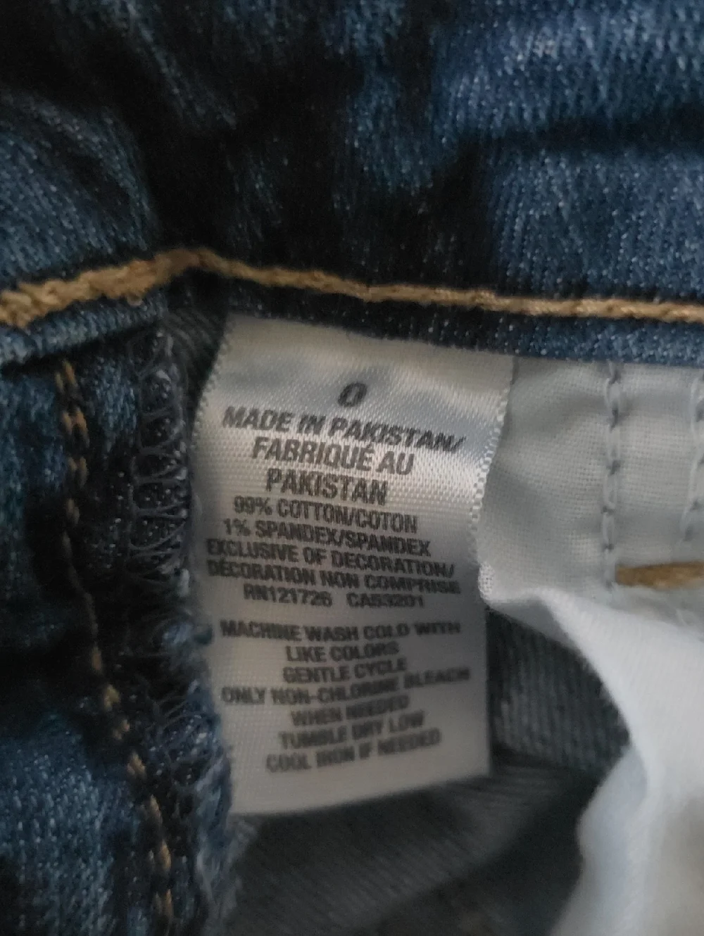 AEROPOSTALE Size (0) MIDI PETITE DENIM SHORTS - Picture 5 of 14